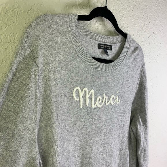 BANANA REPUBLIC Crew Neck Knit‎ Embroidered Merci Cozy Soft Lightweight Sweater - Picture 8 of 16